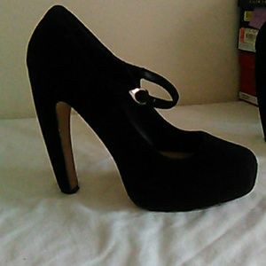 Dolce vita black suede heel